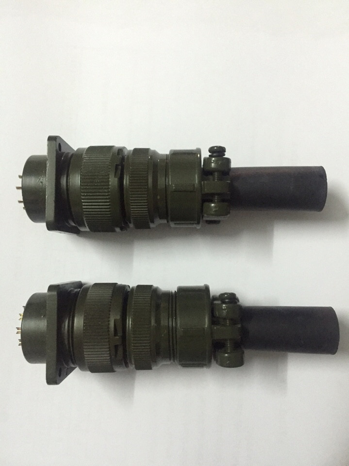 Giắc nối tín hiệu 9 pin